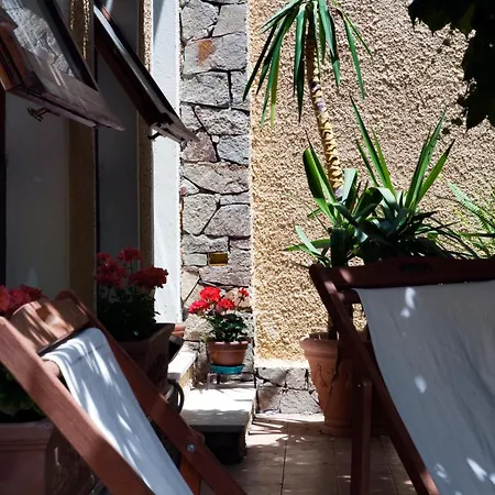 Sa Meri 'e Domu Casale Di Charme Pensionat 4*